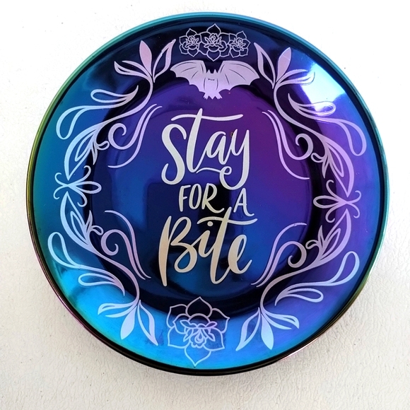 Stay For A Bite Iridescent Tidbit Plate Bat Set Of 4 Bewitched - Picture 7 of 15